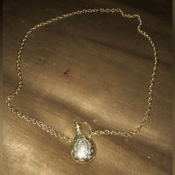 Vintage Perfume Bottle Costume Necklace - 701 $50 or $45 w/offer - Picture 1 of 3